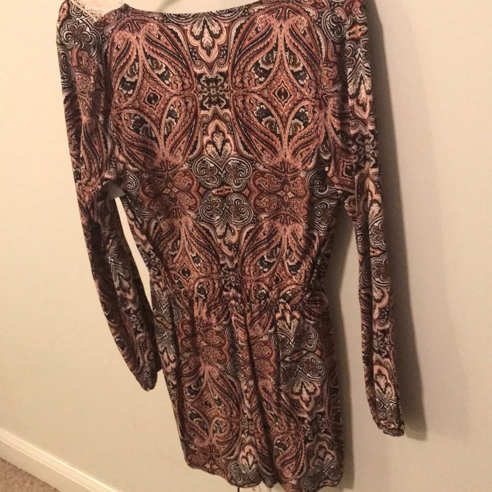 Detailed Romper - Picture 5 of 8